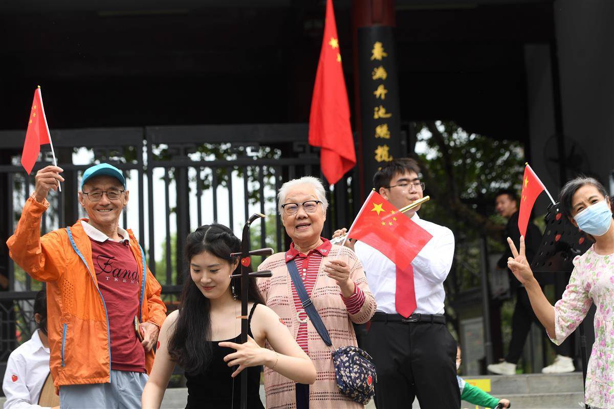 大连娱网旗牌官网